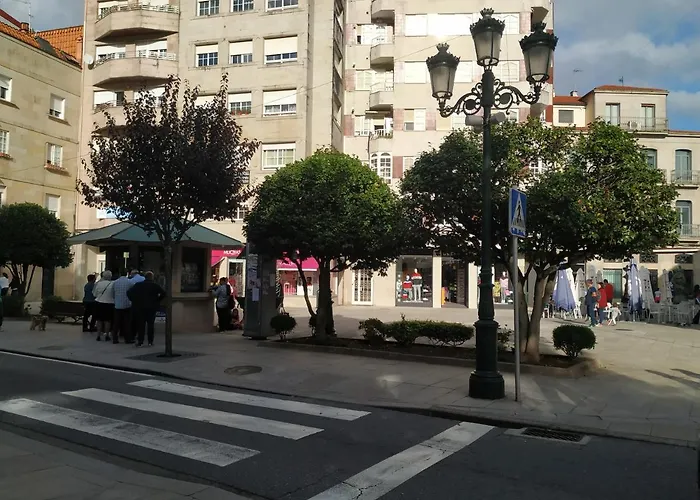 El Piso De La Placita